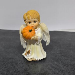 Sarah Attic My Special Angel  Retired Collectibles October-Special Harvest model